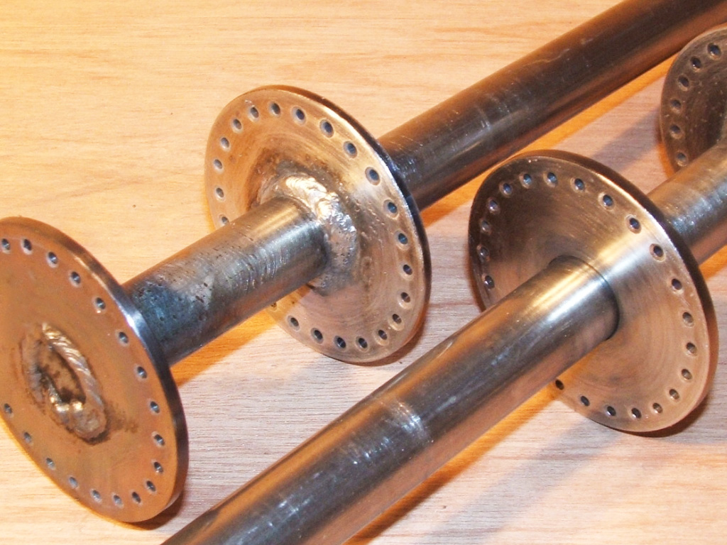 Sociable Tandem Trike - delta trike hubs